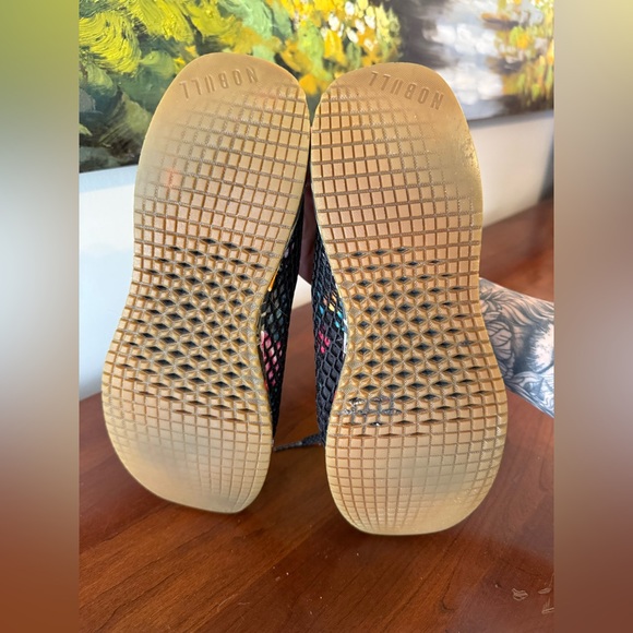 NOBULL Floral Mesh Runner Midnight Tropical 🌺 OG Floral Drop | Trainers W10/M8.5 - Picture 10 of 10